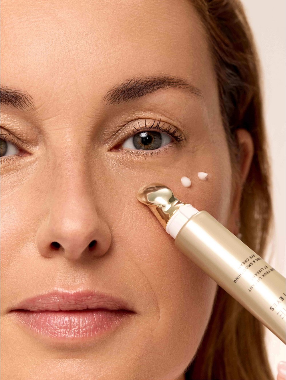 How Eye Creams Work: The Science Behind Targeted Under Eye Care